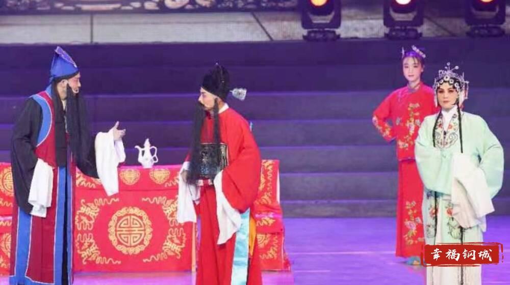 Panlong Bangzi à Jinan, Chine : la manière d'intégrer l'orthodoxie et l'innovation pour les opéras traditionnels